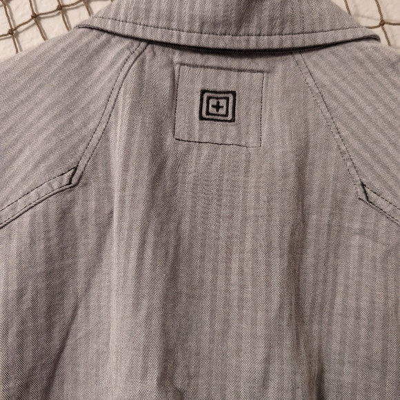 5.11 Tactical Large Cotton Long Sleeve Gray Stripped Button Down - Picture 6 of 7